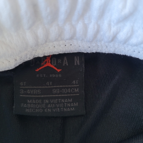 Nike Jordan Jumpman Toddler Size 4T 3-4 Yo Wild Tribe Blk & Wht Athletic Shorts - Picture 9 of 10